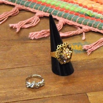 EXPOSITOR DE ANILLOS C&Oacute;NICO (10 uds.)